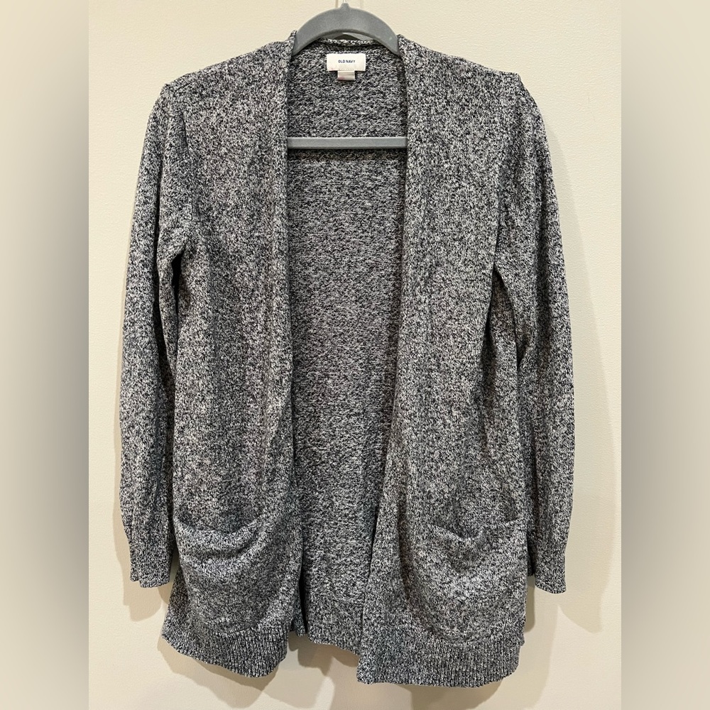 Old navy cardigan size medium